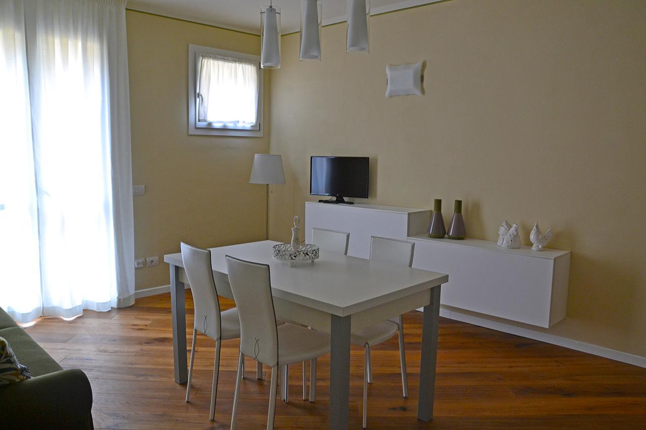 דירות טוסקולנו מדרנו Residenza Diana מראה חיצוני תמונה